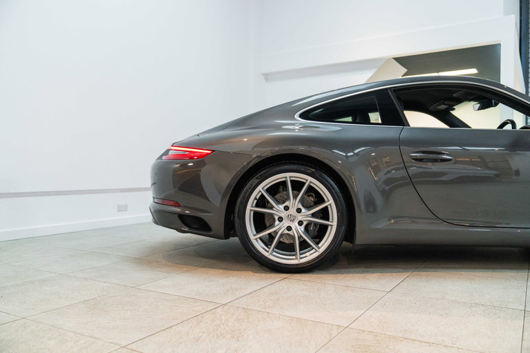 Porsche 991.2 Carrera