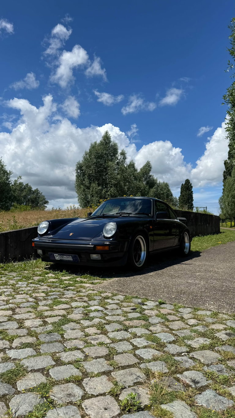Porsche 911 Carrera 3.2