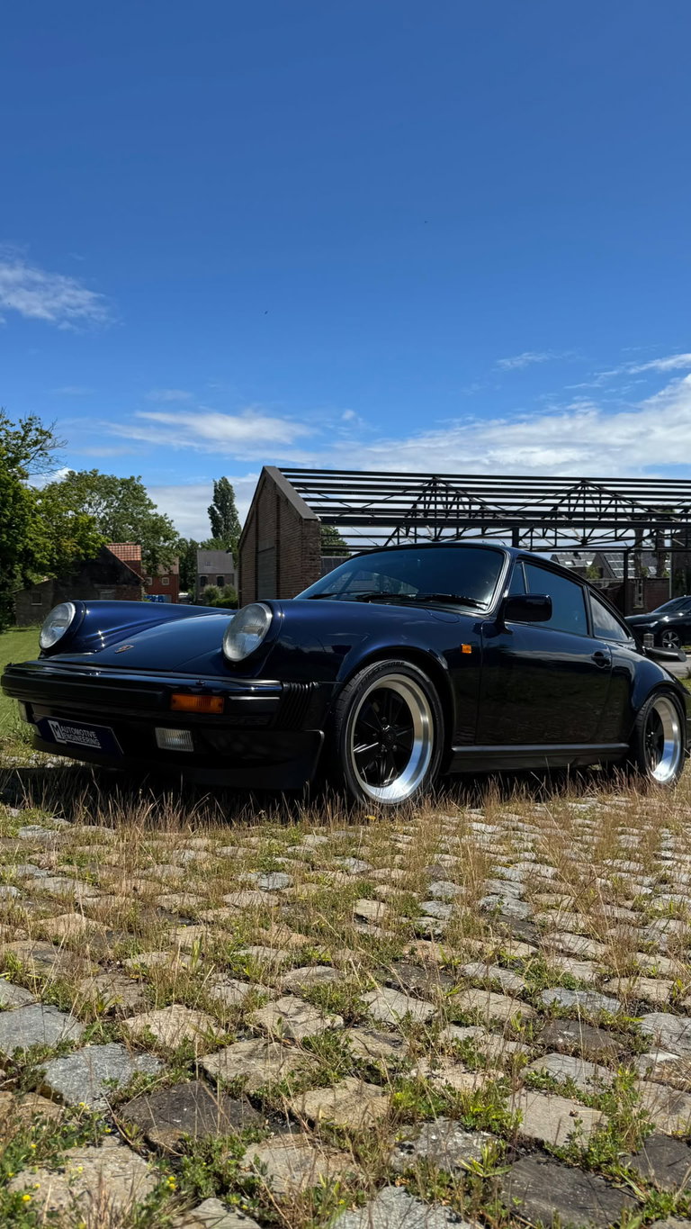 Porsche 911 Carrera 3.2