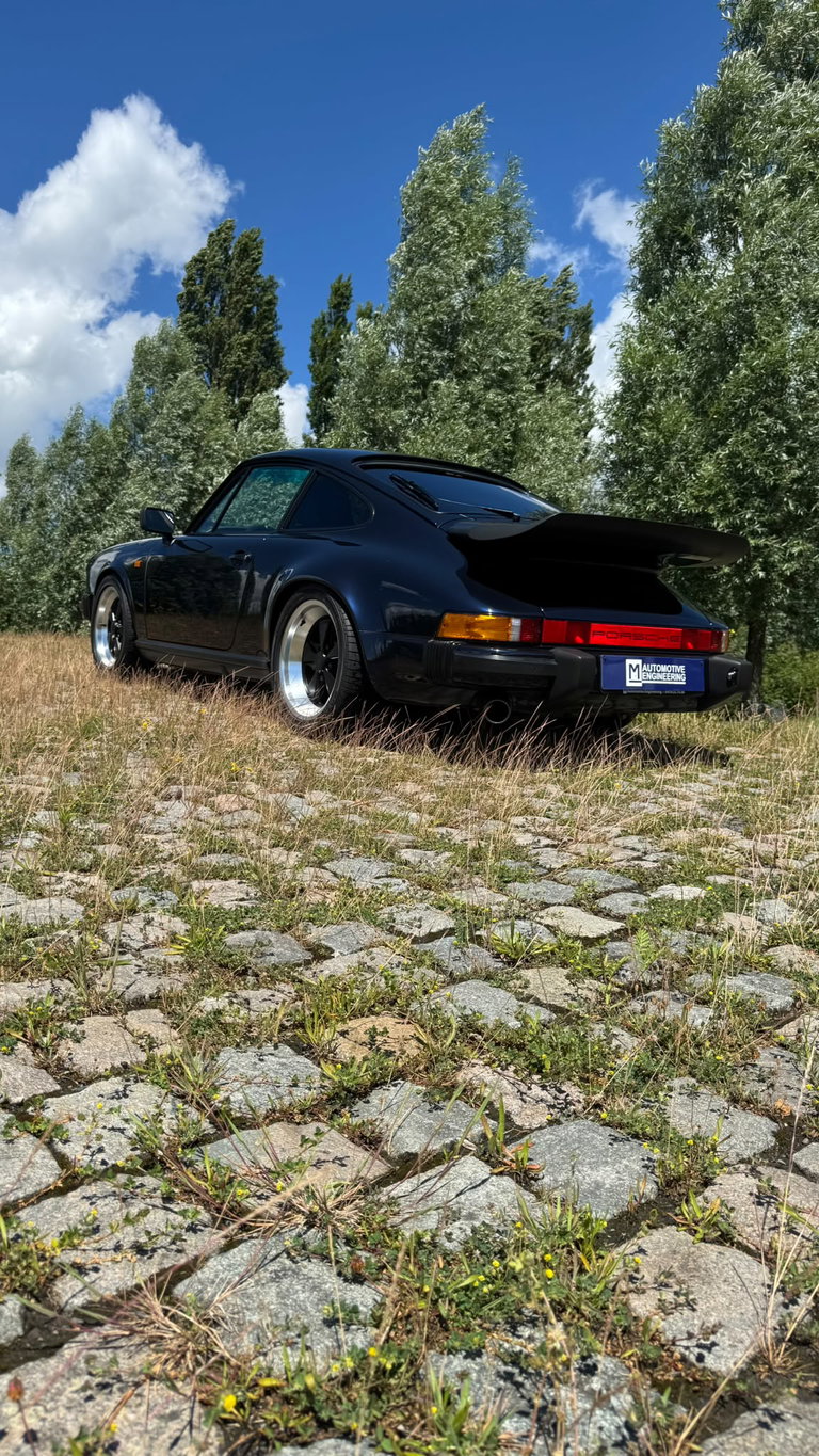 Porsche 911 Carrera 3.2