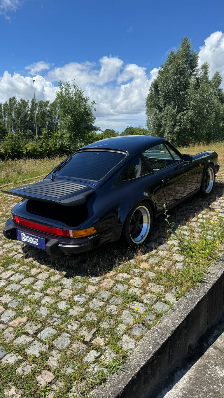 Porsche 911 Carrera 3.2