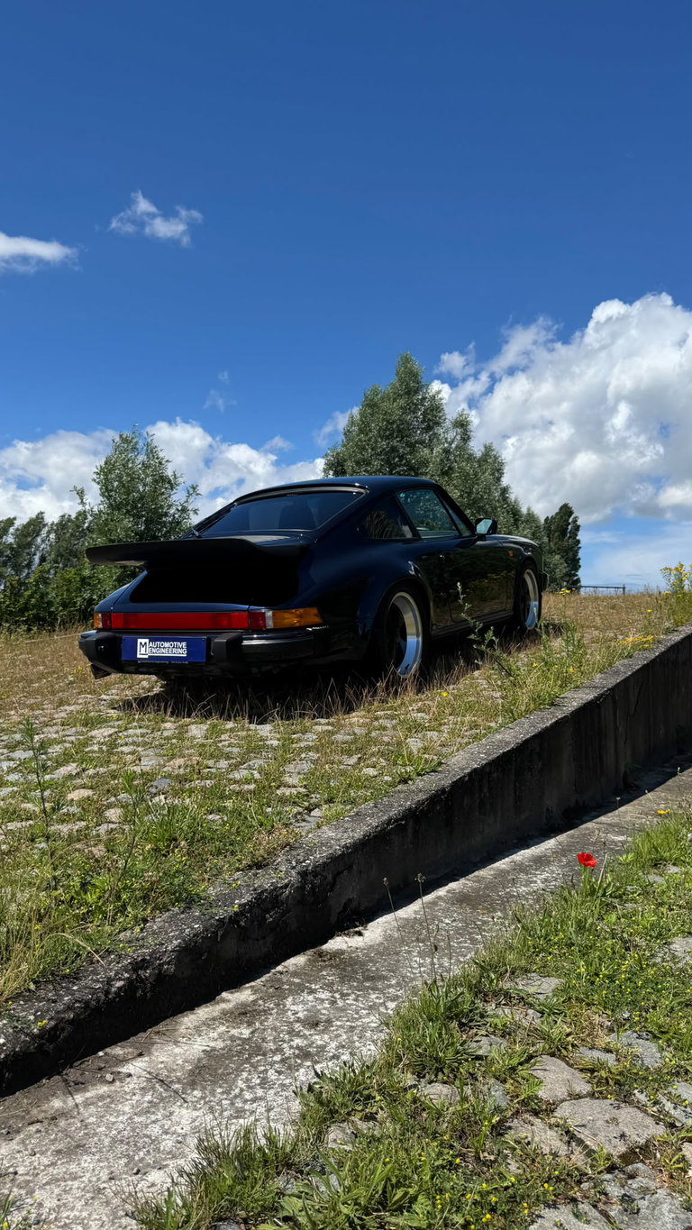 Porsche 911 Carrera 3.2