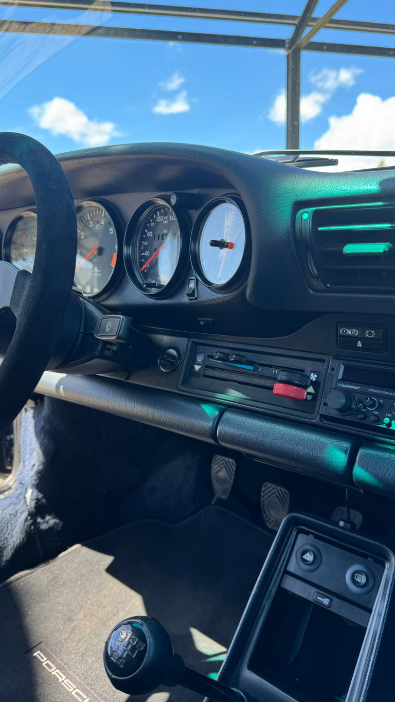 Porsche 911 Carrera 3.2