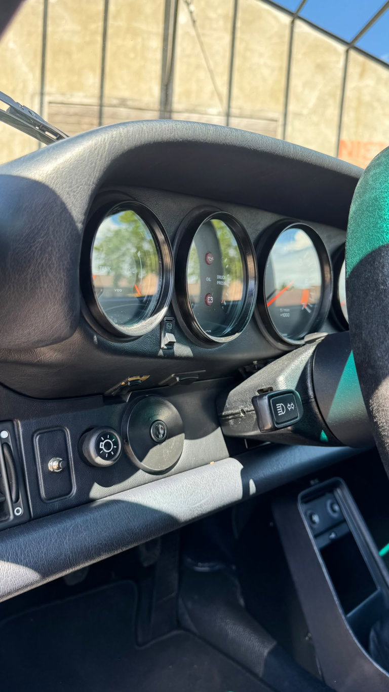 Porsche 911 Carrera 3.2