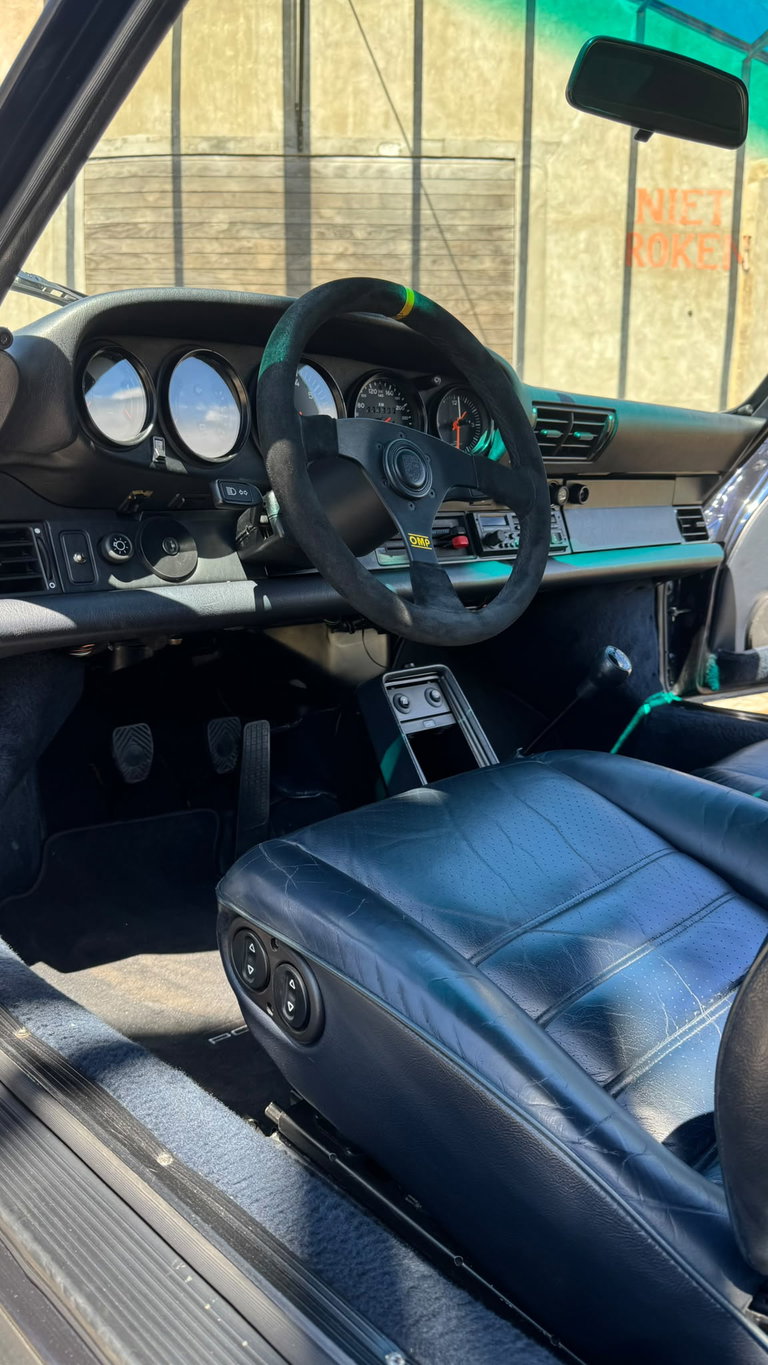 Porsche 911 Carrera 3.2