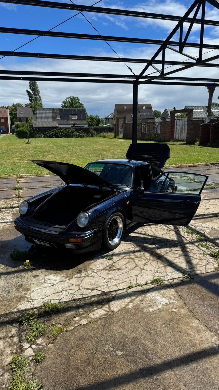 Porsche 911 Carrera 3.2