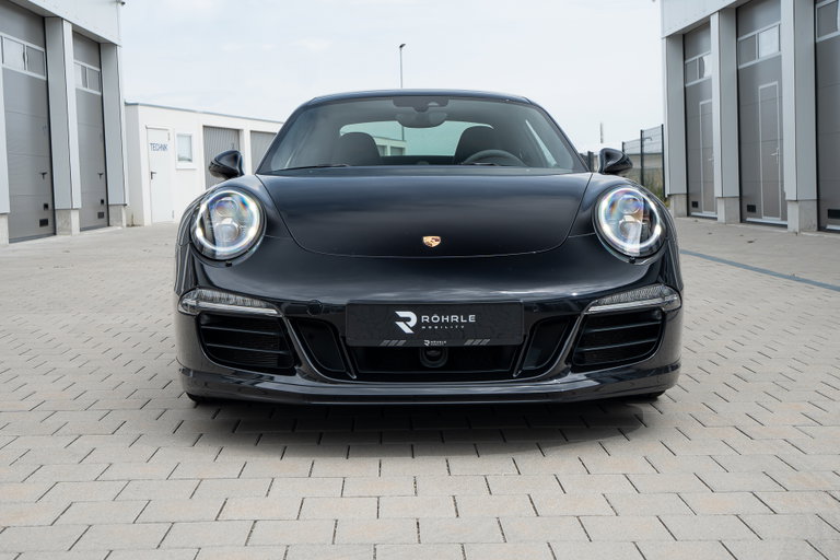 Porsche 991 Carrera 4 GTS