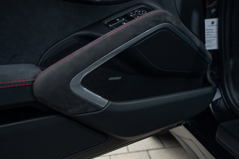Porsche 991 Carrera 4 GTS
