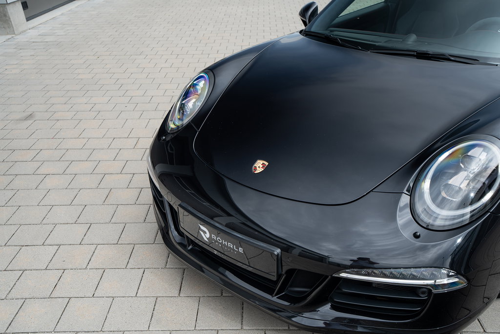 Porsche 991 Carrera 4 GTS