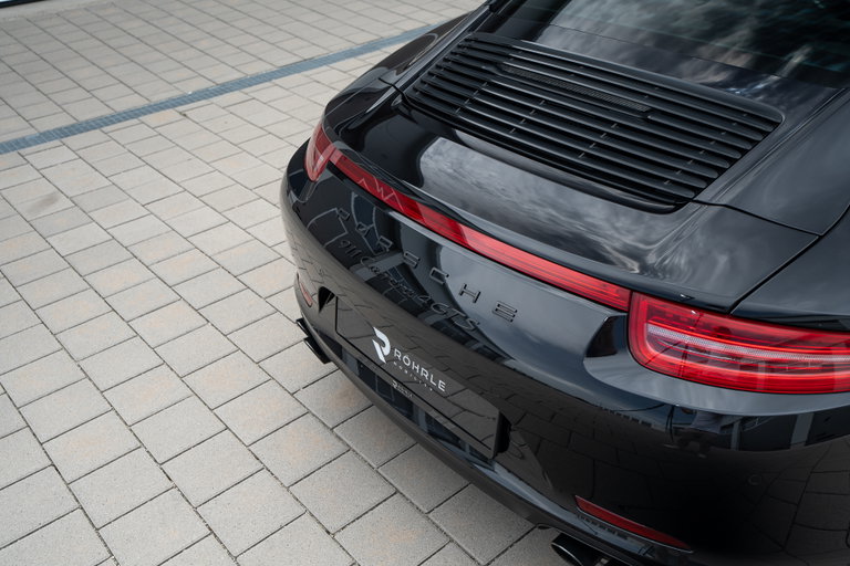Porsche 991 Carrera 4 GTS