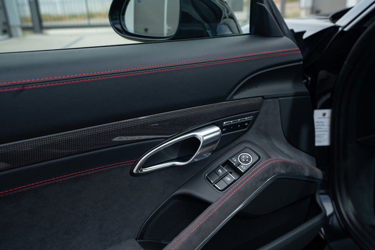 Porsche 991 Carrera 4 GTS