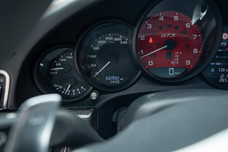 Porsche 991 Carrera 4 GTS