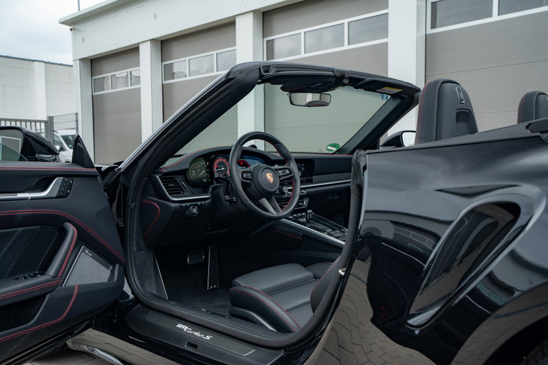 Porsche 992 Turbo S
