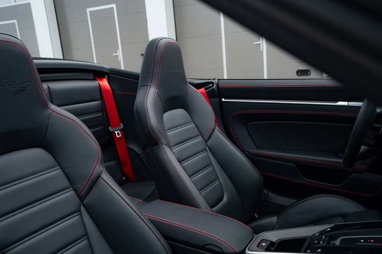 Porsche 992 Turbo S