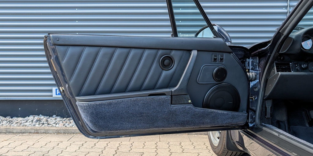 Porsche 964 Carrera 2 Cabrio WTL