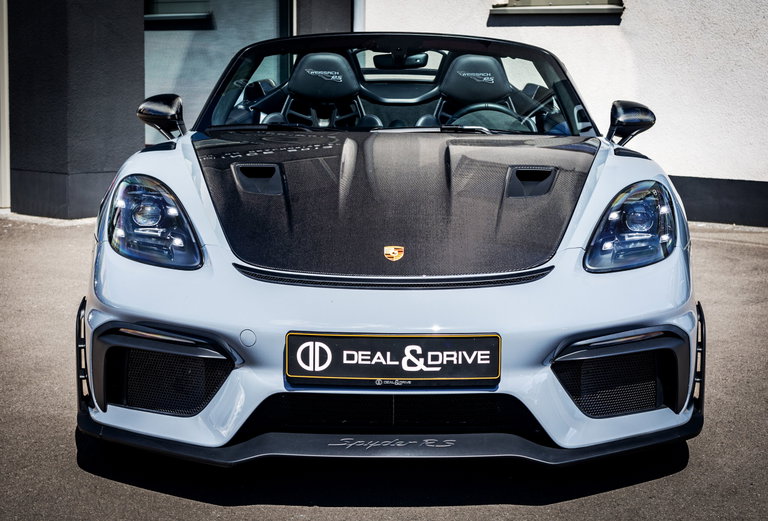 Porsche 718 Spyder RS