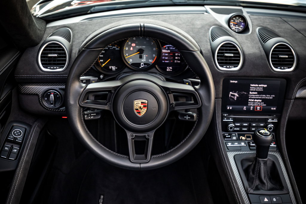 Porsche 718 Spyder RS