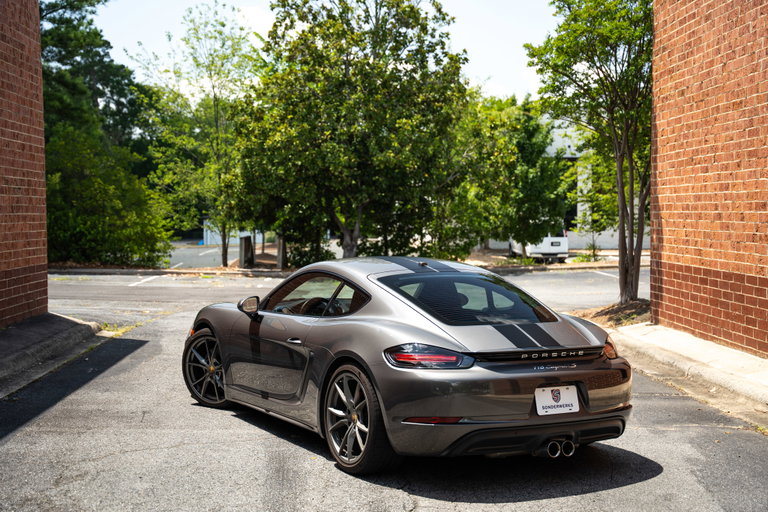 Porsche 718 Cayman S
