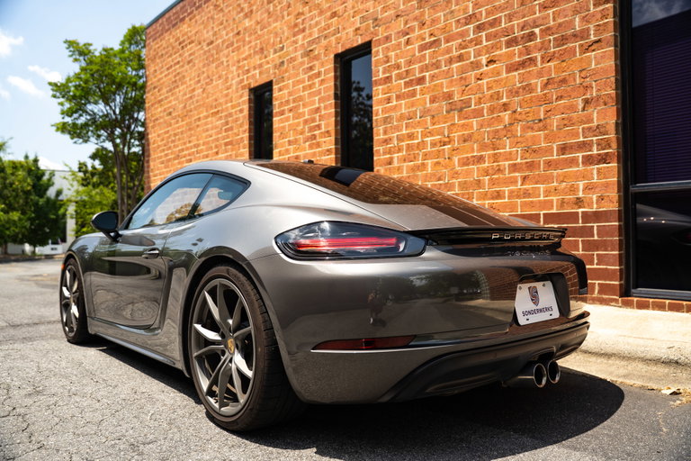 Porsche 718 Cayman S