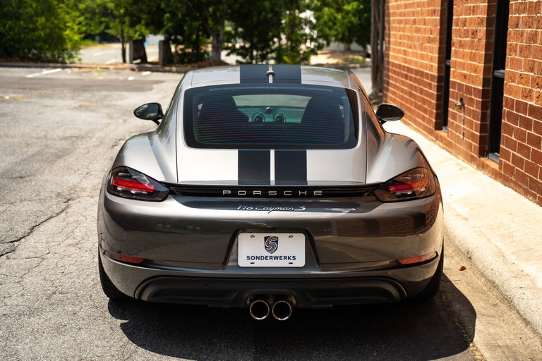 Porsche 718 Cayman S