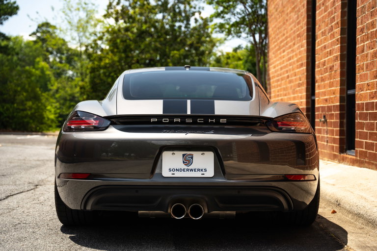 Porsche 718 Cayman S