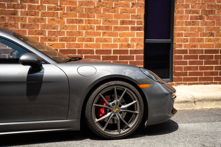 Porsche 718 Cayman S
