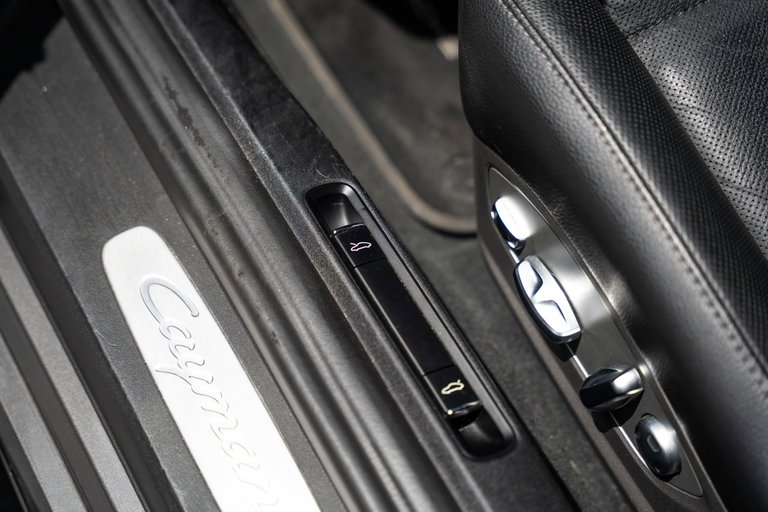 Porsche 718 Cayman S