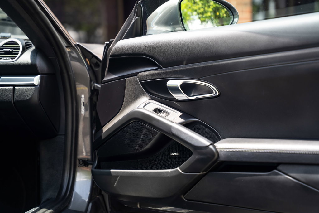 Porsche 718 Cayman S