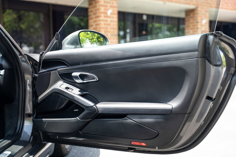 Porsche 718 Cayman S