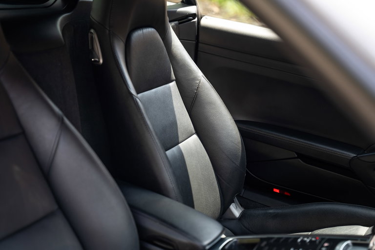 Porsche 718 Cayman S