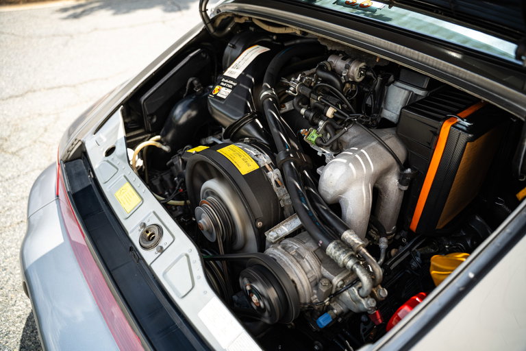 Porsche 964 Carrera 4