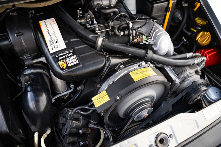 Porsche 964 Carrera 4