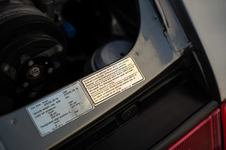 Porsche 964 Carrera 4