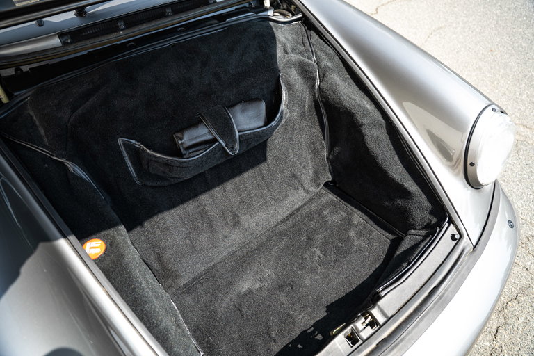 Porsche 964 Carrera 4