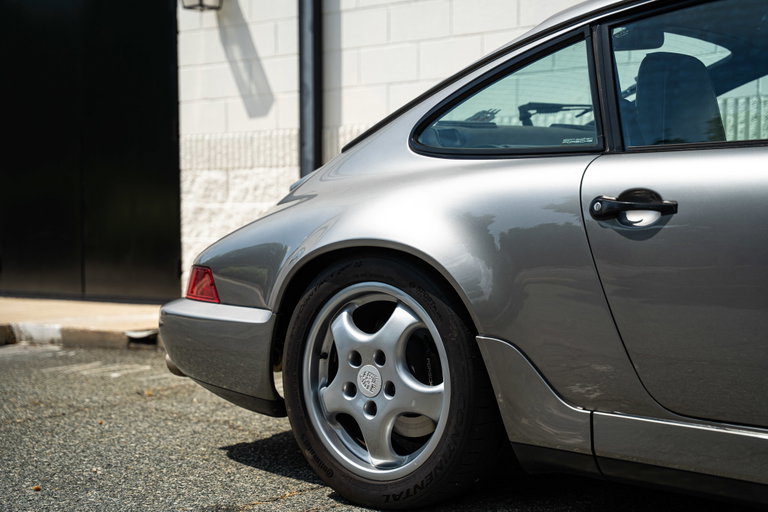 Porsche 964 Carrera 4
