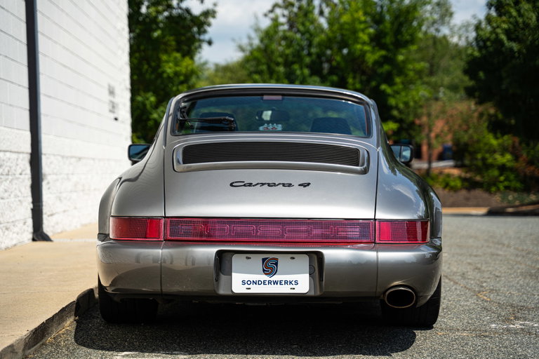 Porsche 964 Carrera 4