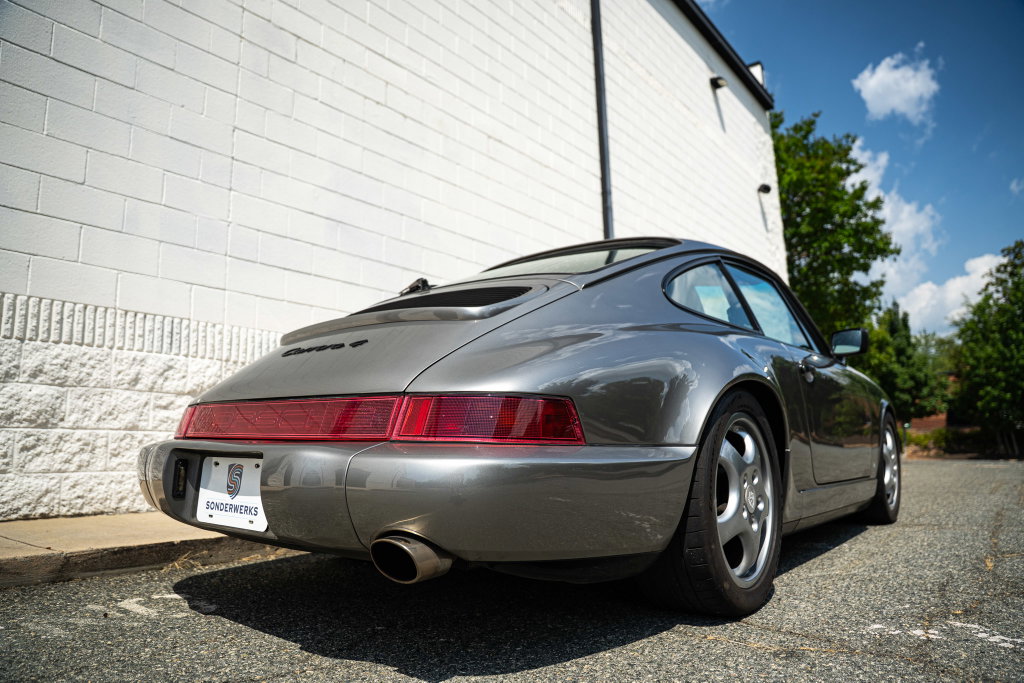 Porsche 964 Carrera 4