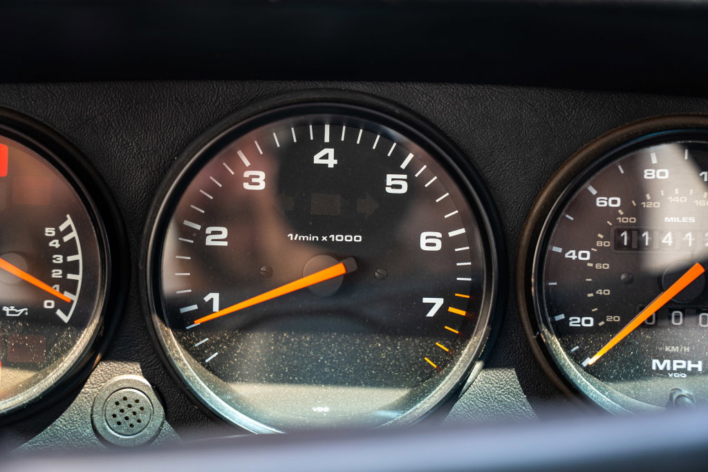 Porsche 964 Carrera 4