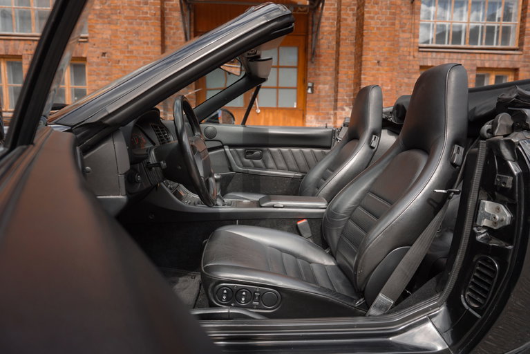 Porsche 968