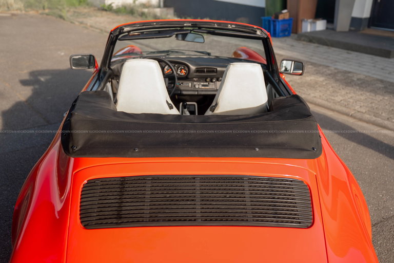 Porsche 911 Carrera 3.2