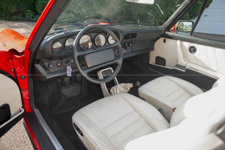 Porsche 911 Carrera 3.2