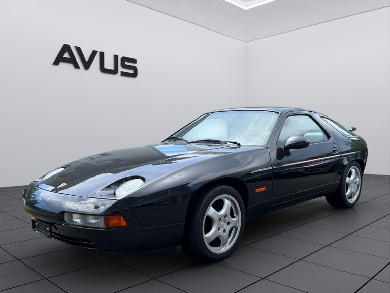Porsche 928 S4