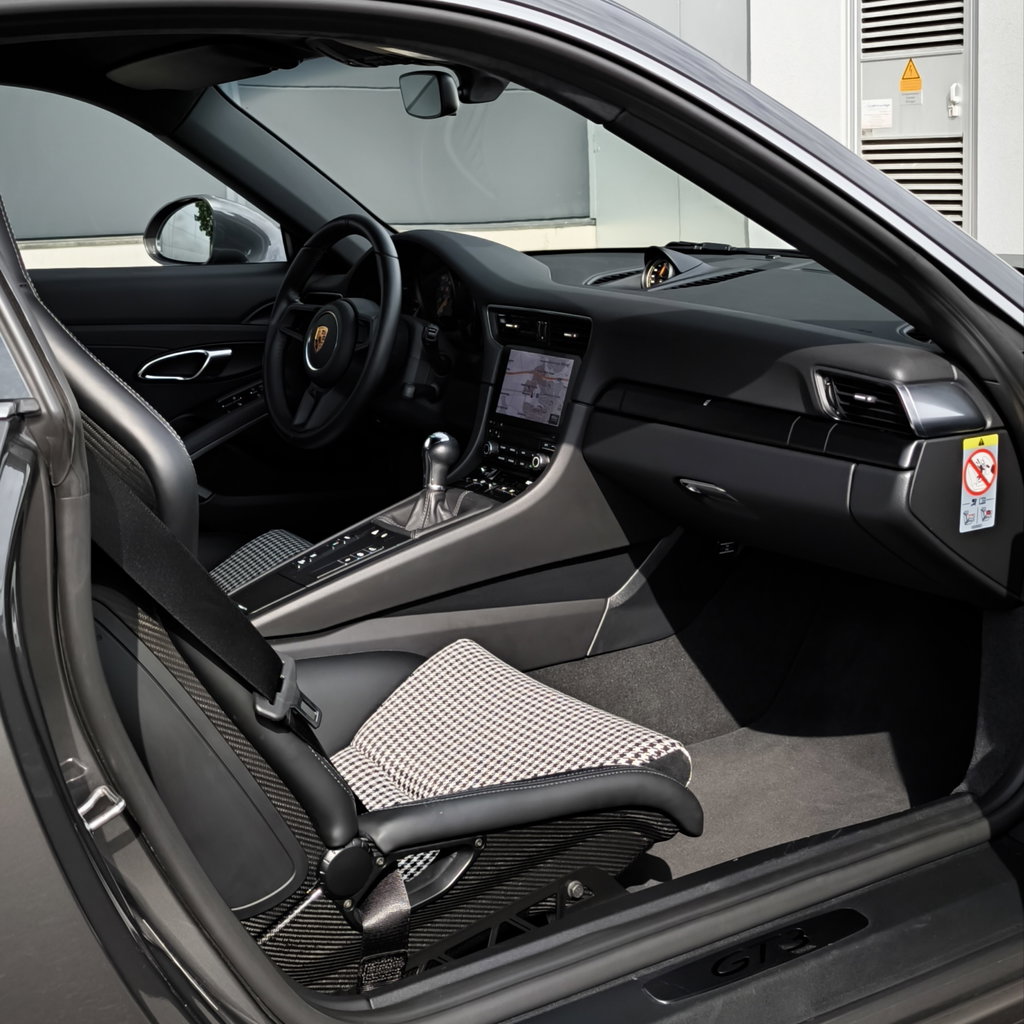 Porsche 991.2 GT3 Touring