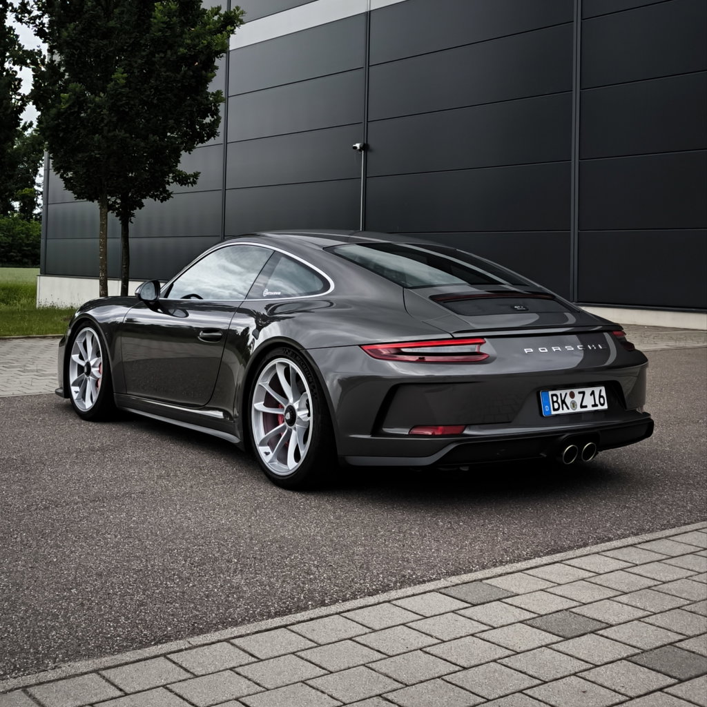 Porsche 991.2 GT3 Touring