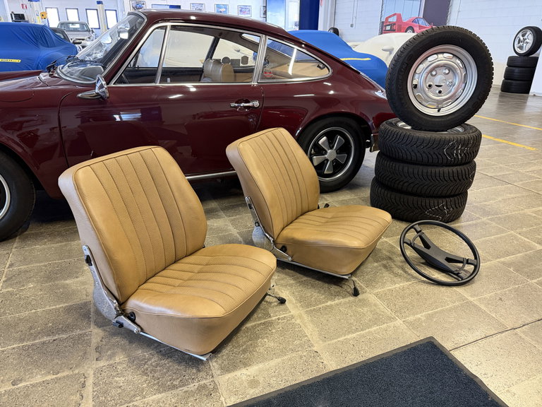 Porsche 911 T