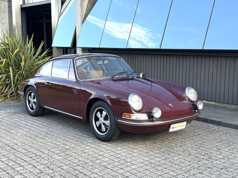 Porsche 911 T