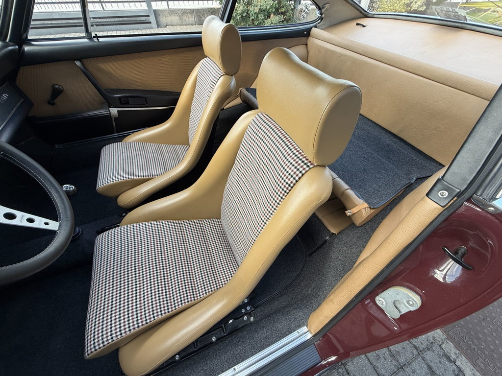 Porsche 911 T