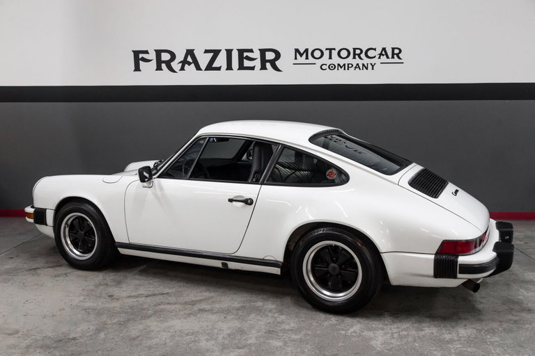 Porsche 911 Carrera 3.2 (US)