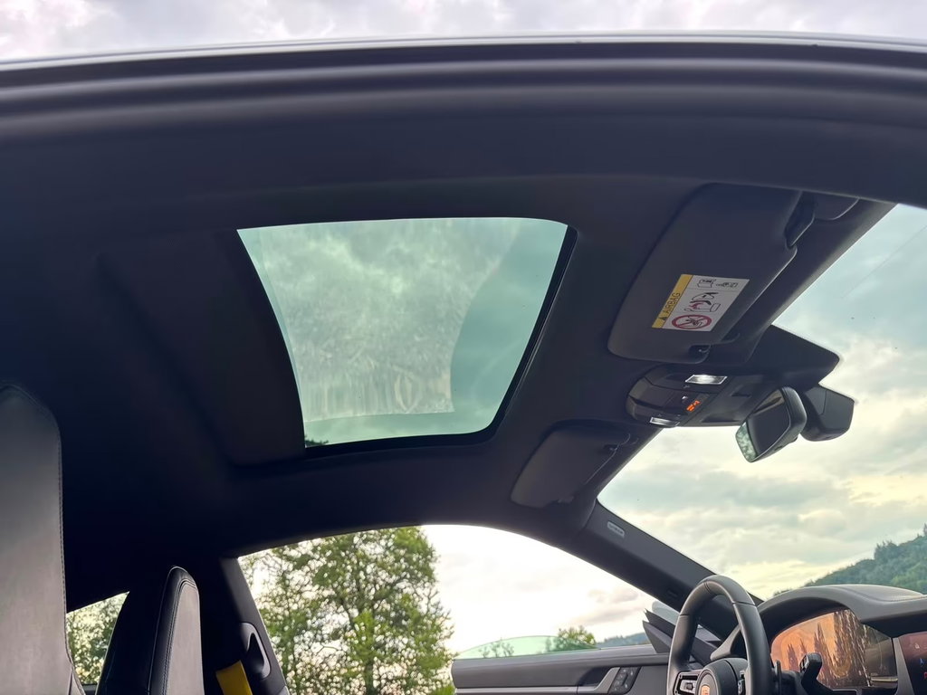Porsche 992.2 Carrera