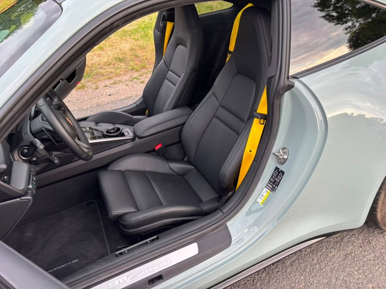 Porsche 992.2 Carrera